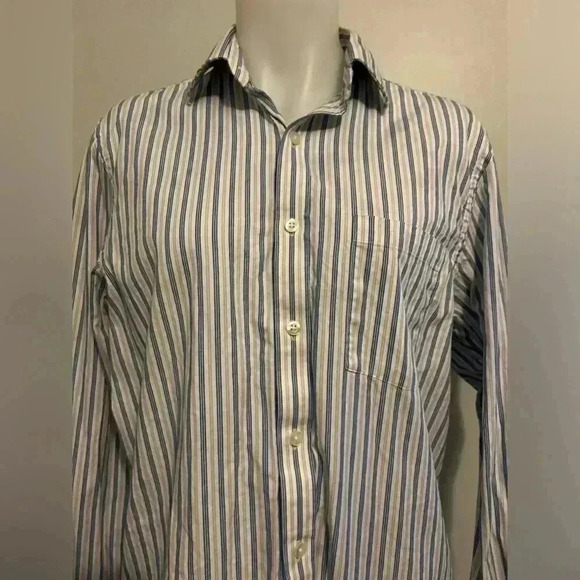 Michael Kors men’s sz 15 neck, sleeves 32/33, white w blue & grey pin stripes - Picture 5 of 5